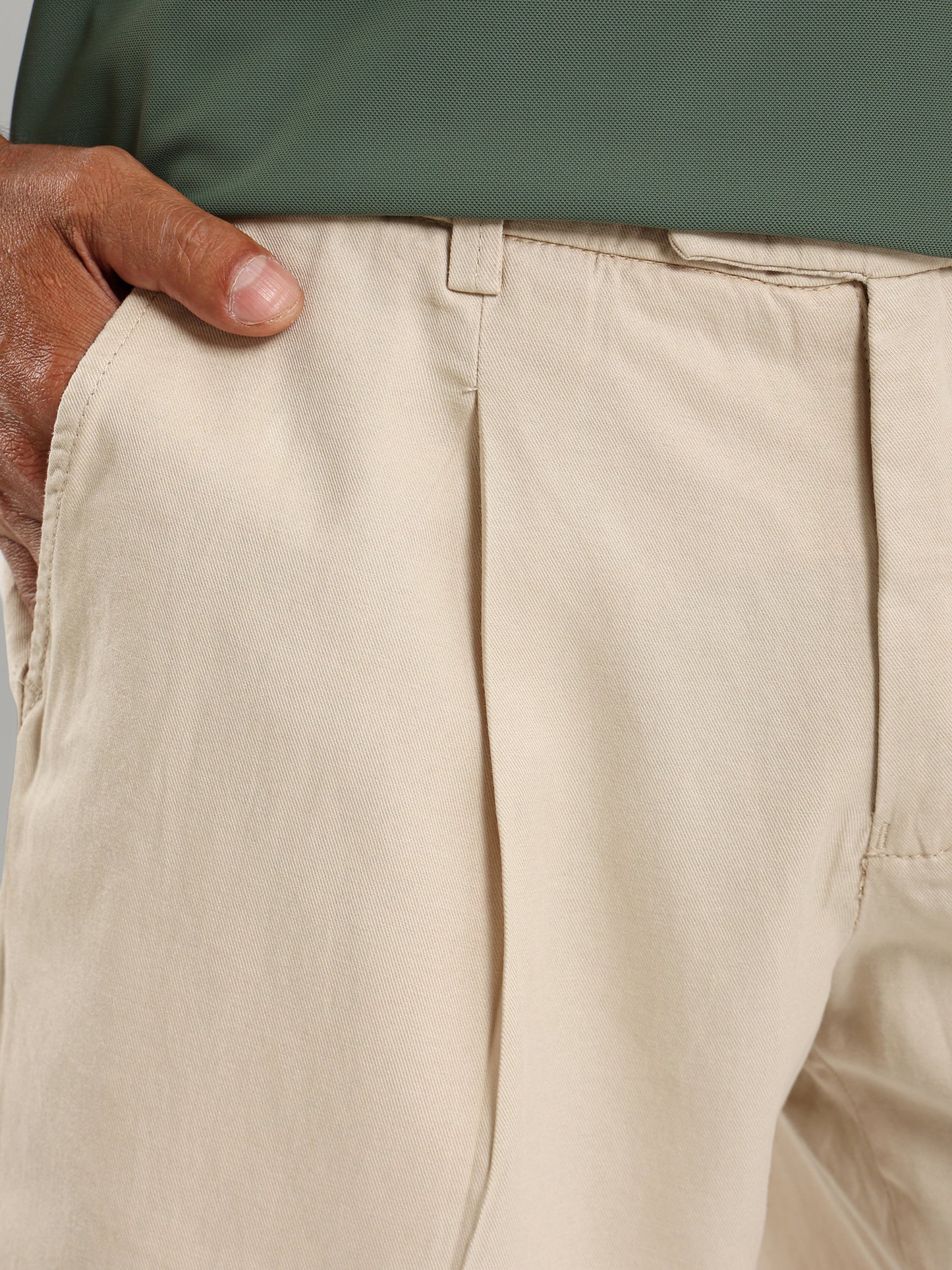 Front Pleats Shorts with Zip Secure Pocket