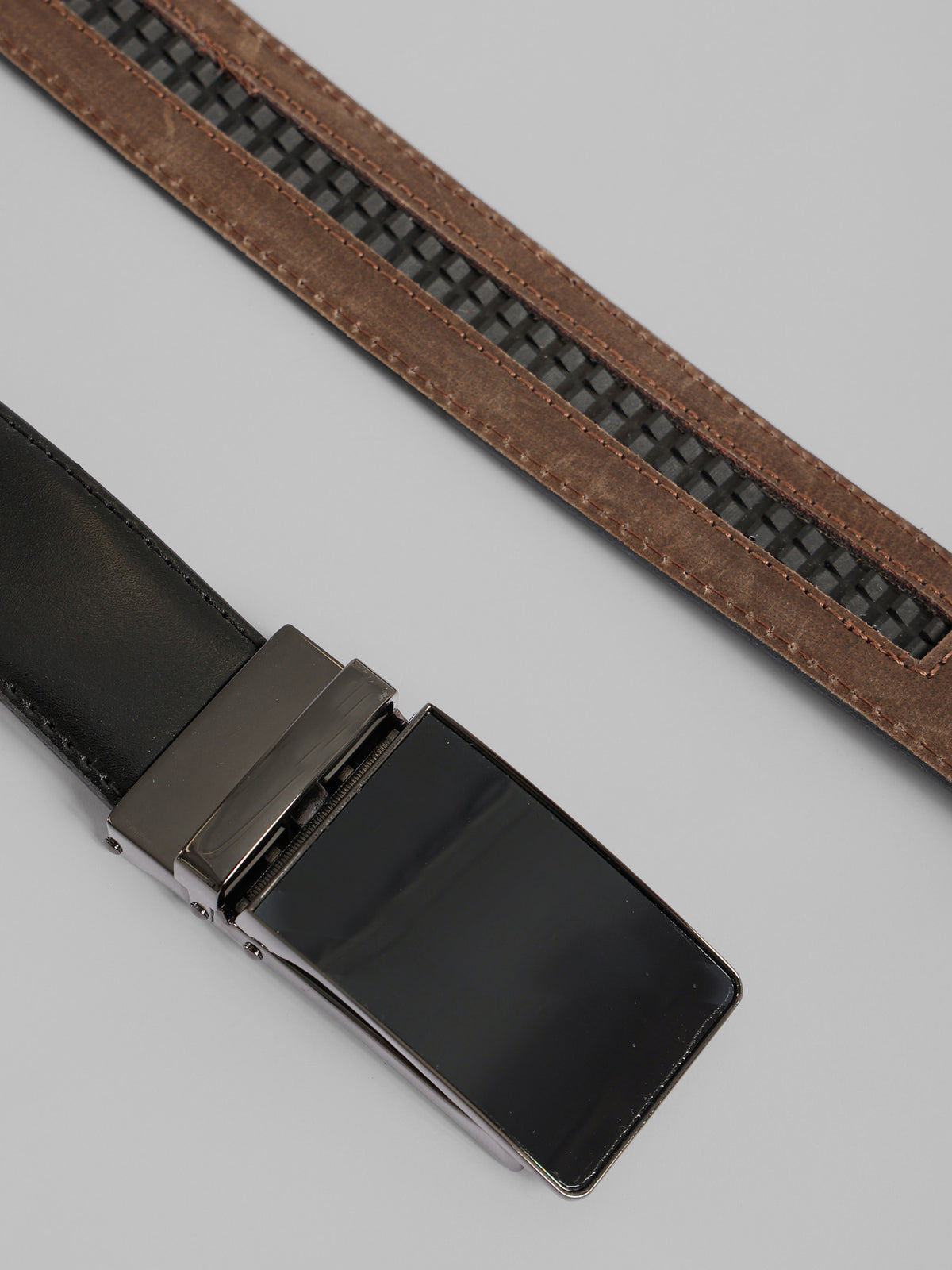 Semi Dressed Solid Leather Belt