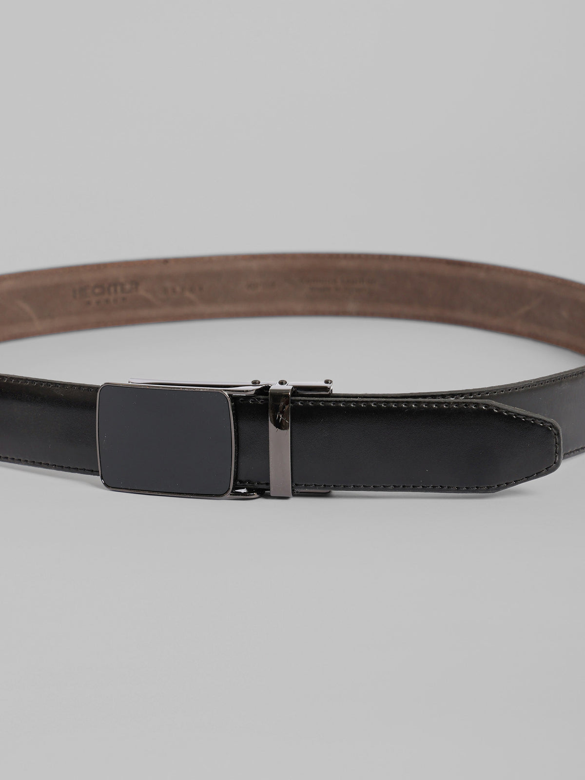 Semi Dressed Solid Leather Belt