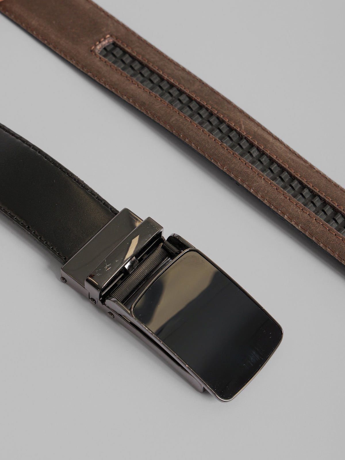 Semi Dressed Solid Leather Belt