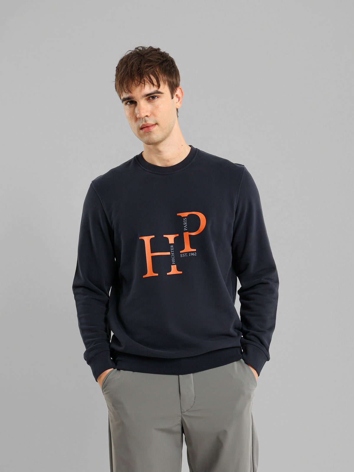 Round Neck Long Sleeve Sweatshirt