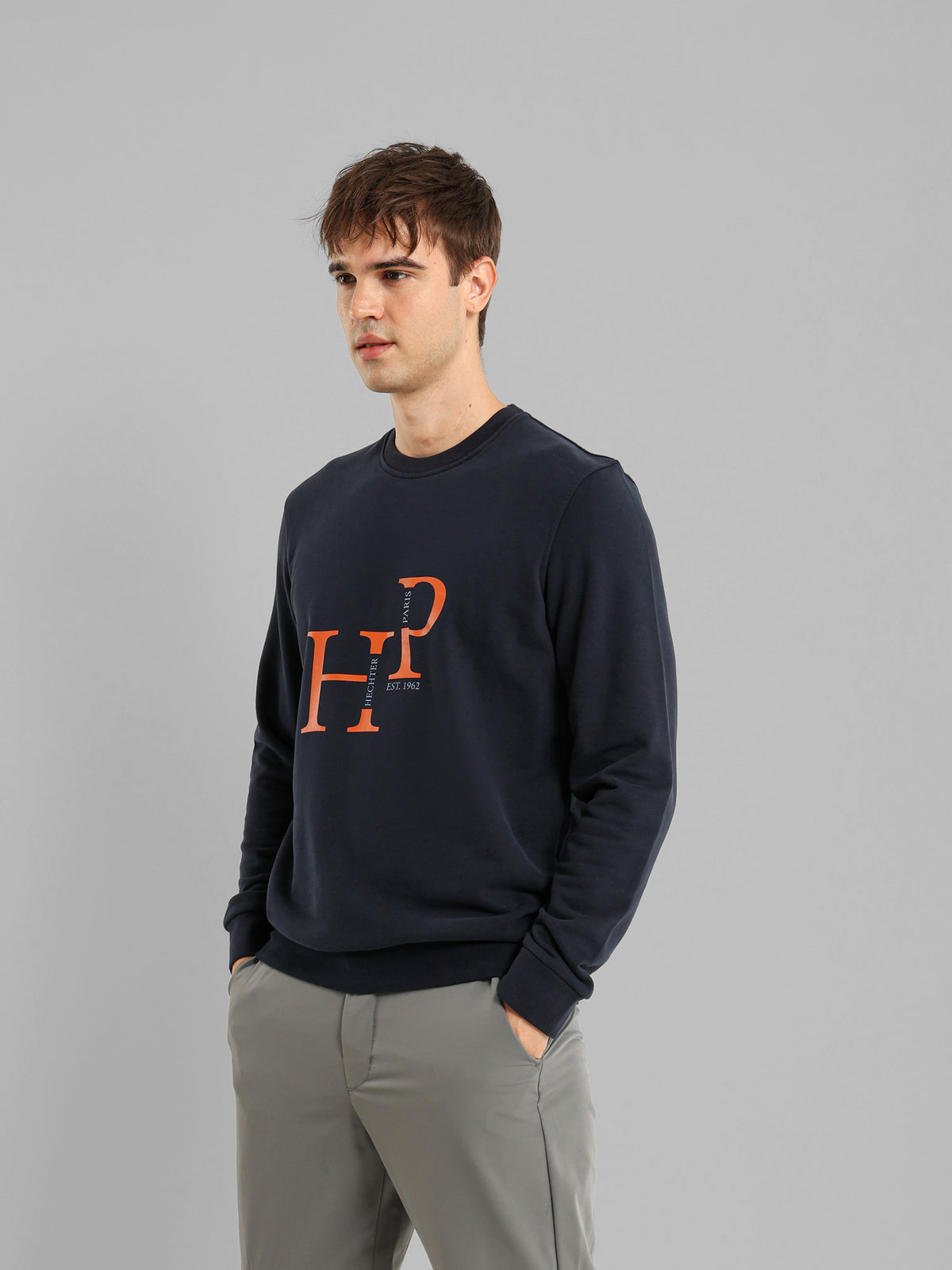Round Neck Long Sleeve Sweatshirt