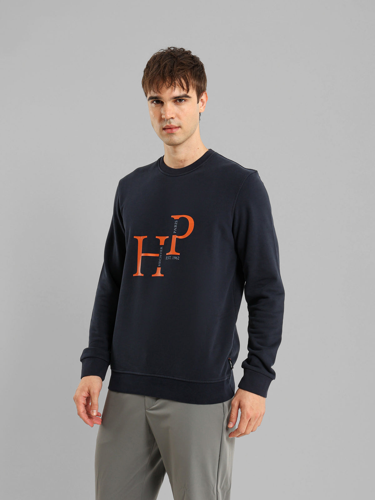 Round Neck Long Sleeve Sweatshirt