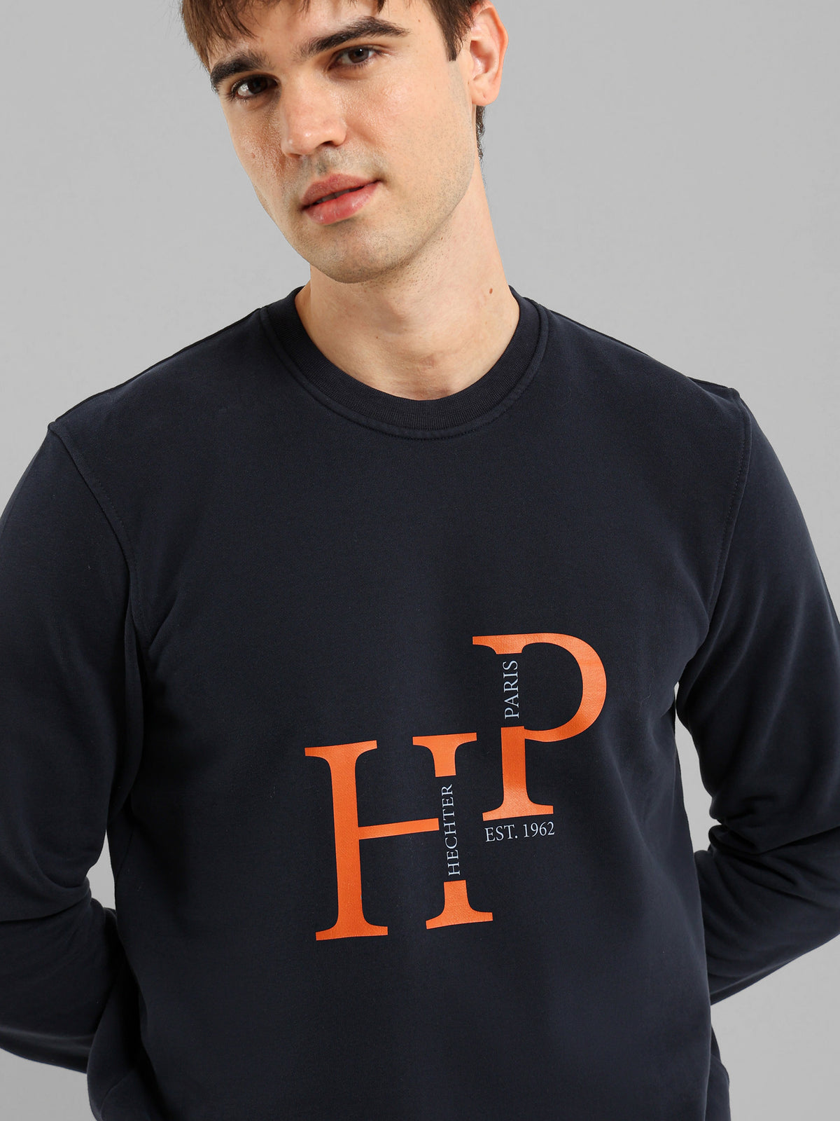 Round Neck Long Sleeve Sweatshirt