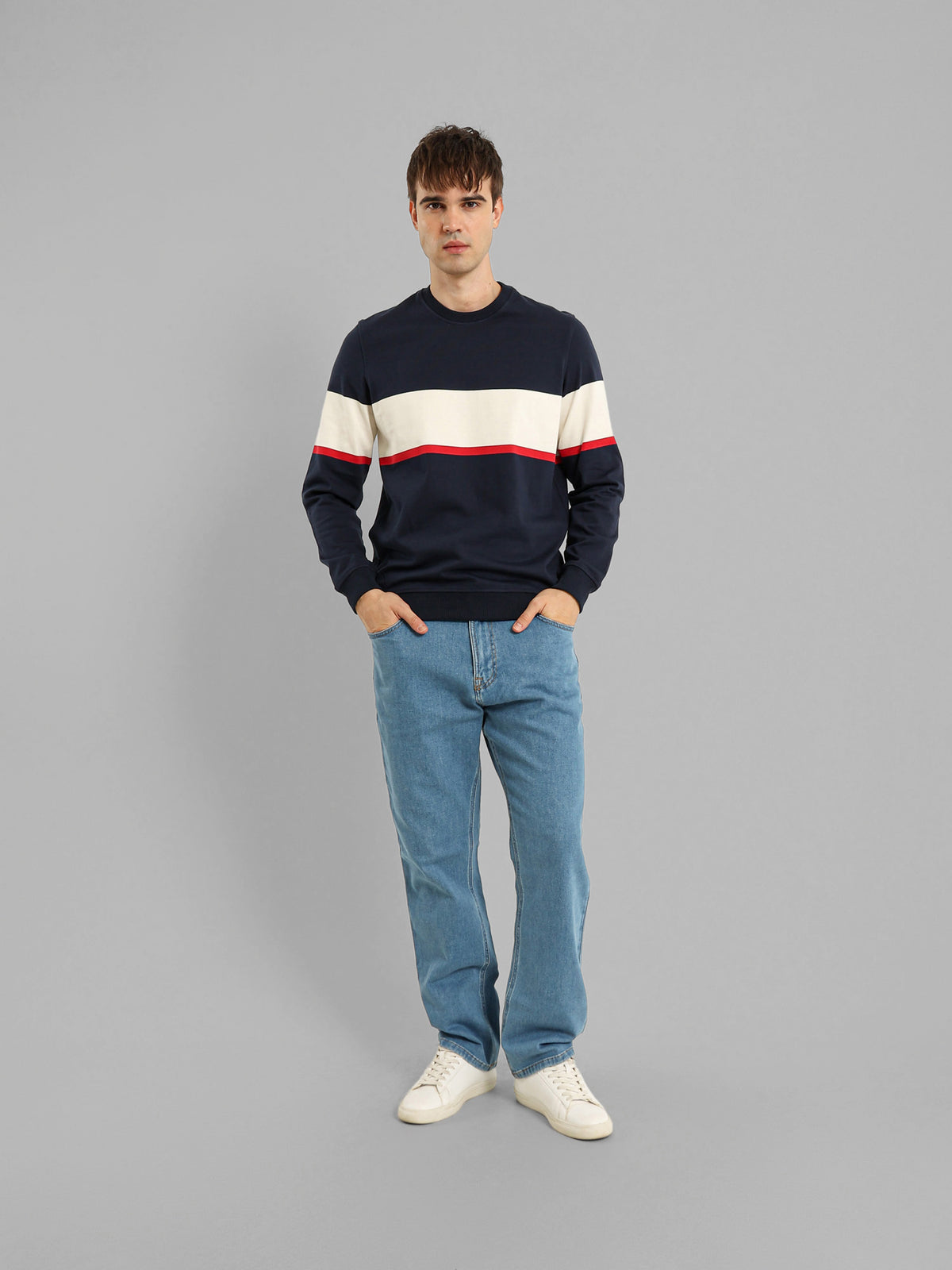 Round Neck Long Sleeve Sweatshirt