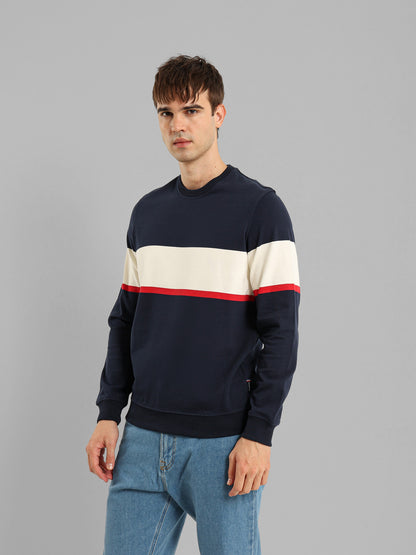 Round Neck Long Sleeve Sweatshirt