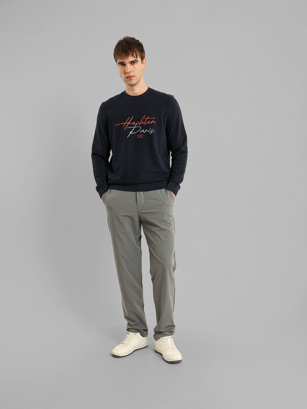 Round Neck Long Sleeve Sweatshirt