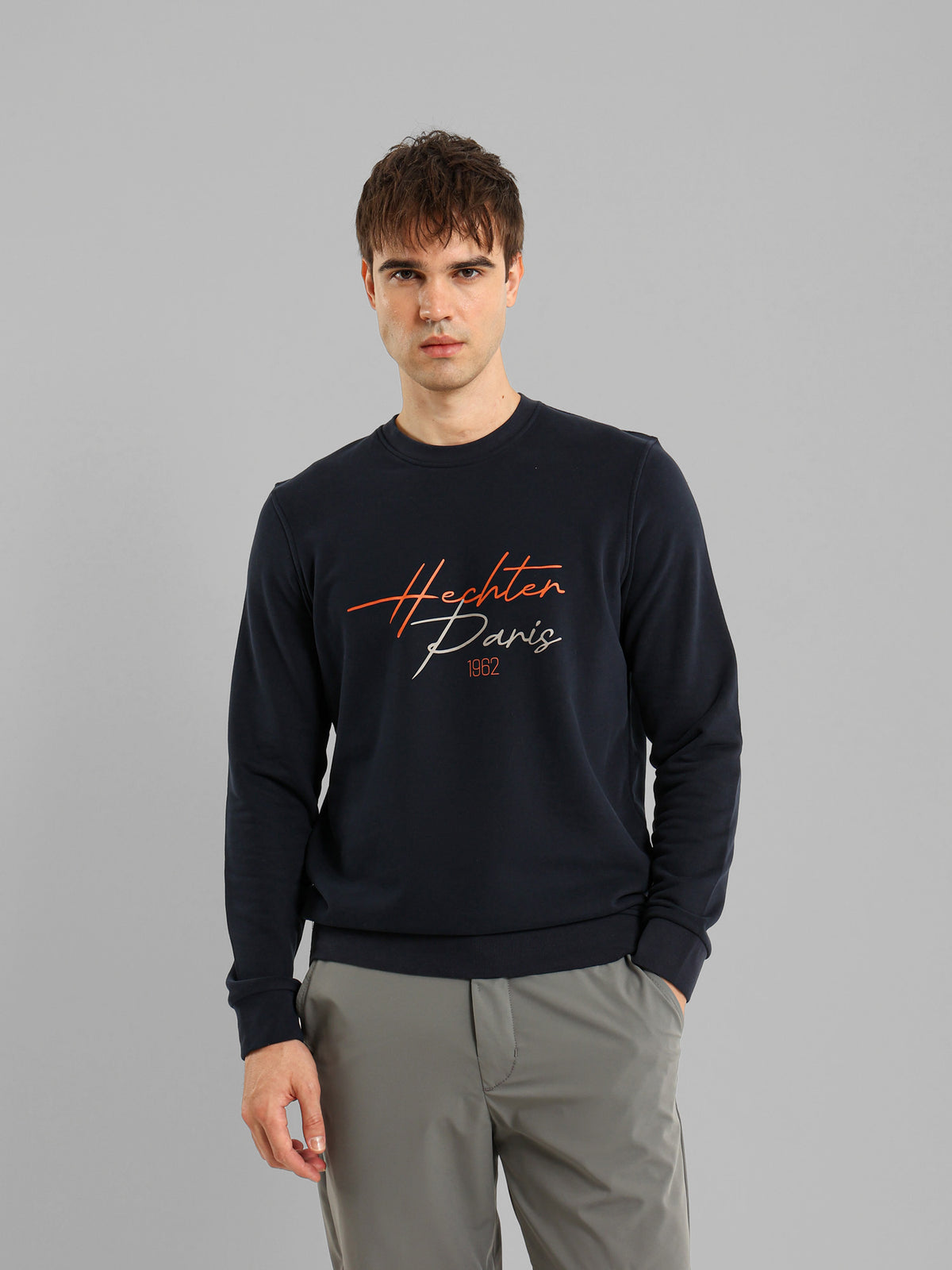 Round Neck Long Sleeve Sweatshirt