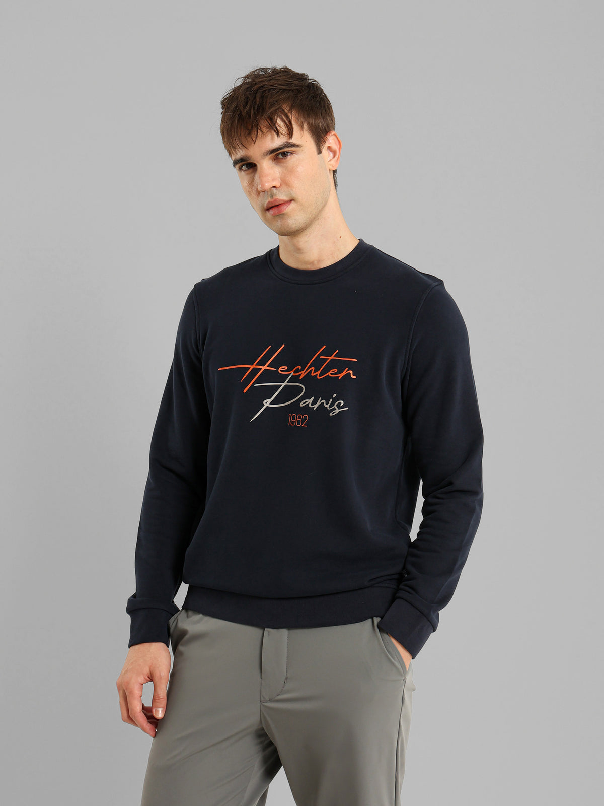 Round Neck Long Sleeve Sweatshirt