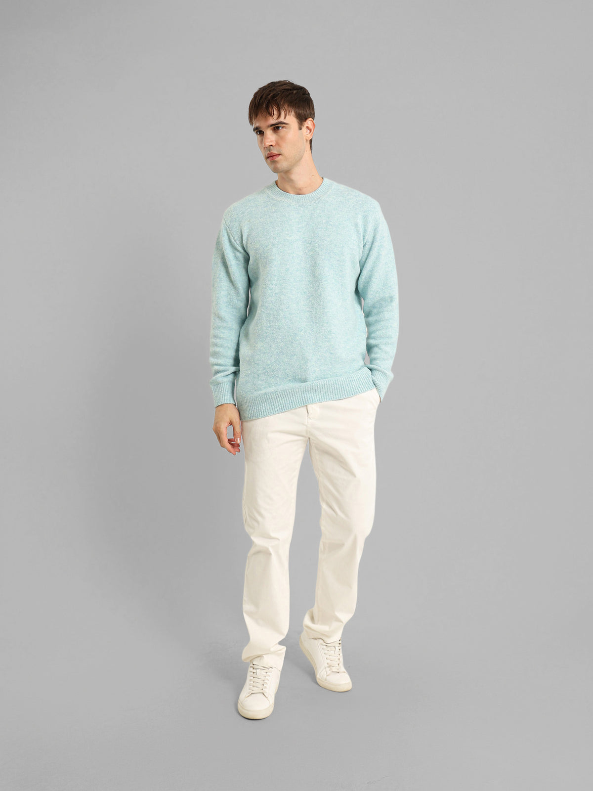 Round Neck Knit Pullover