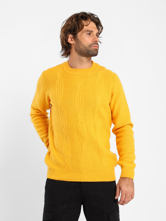 Round-Neck Cable Knit Pullover