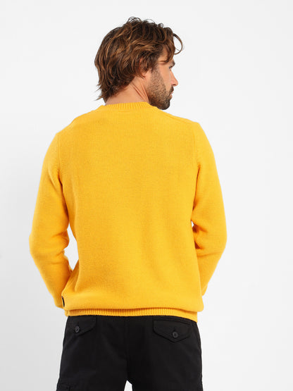 Round-Neck Cable Knit Pullover