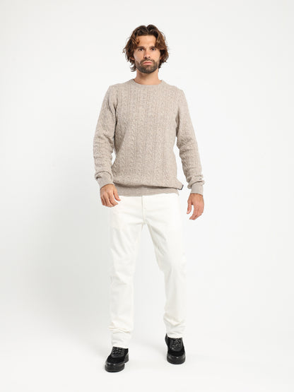 Round-Neck Cable Knit Pullover
