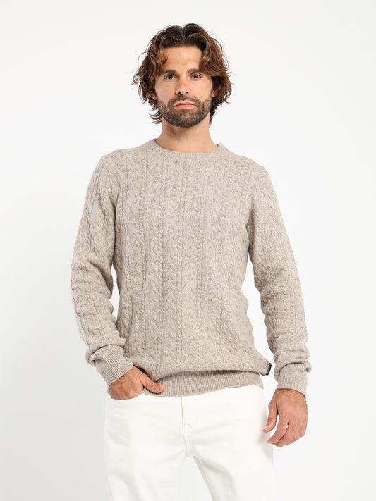 Round-Neck Cable Knit Pullover