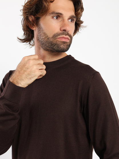 Basic Round-Neck Pullover