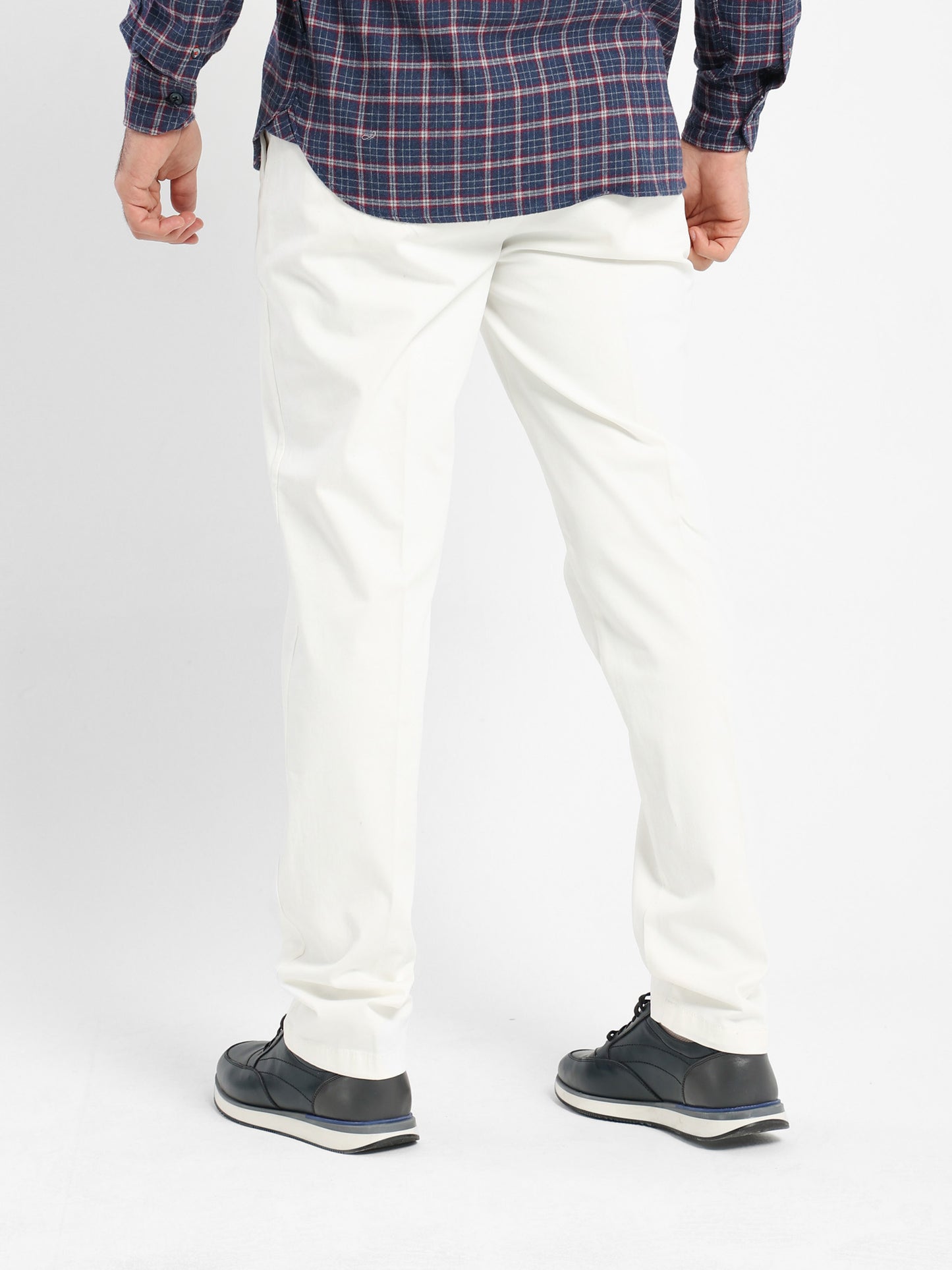 Modern Fit Chino Pants