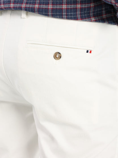 Modern Fit Chino Pants
