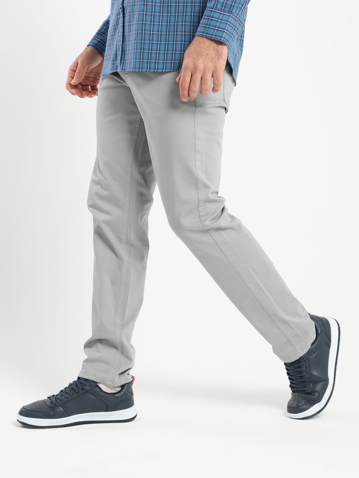 Modern Fit 5-Pocket Casual Pants