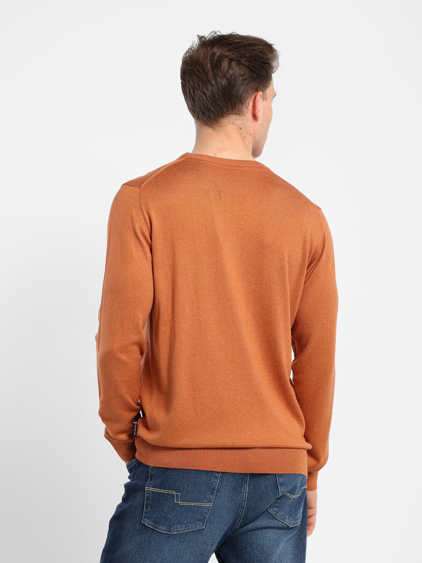 Basic Round-Neck Pullover