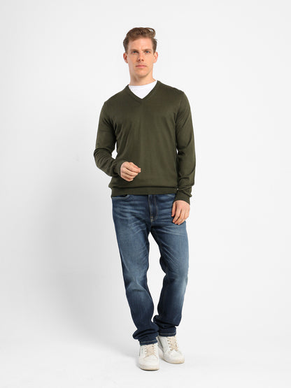 Basic V-Neck Pullover