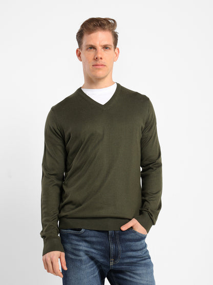 Basic V-Neck Pullover