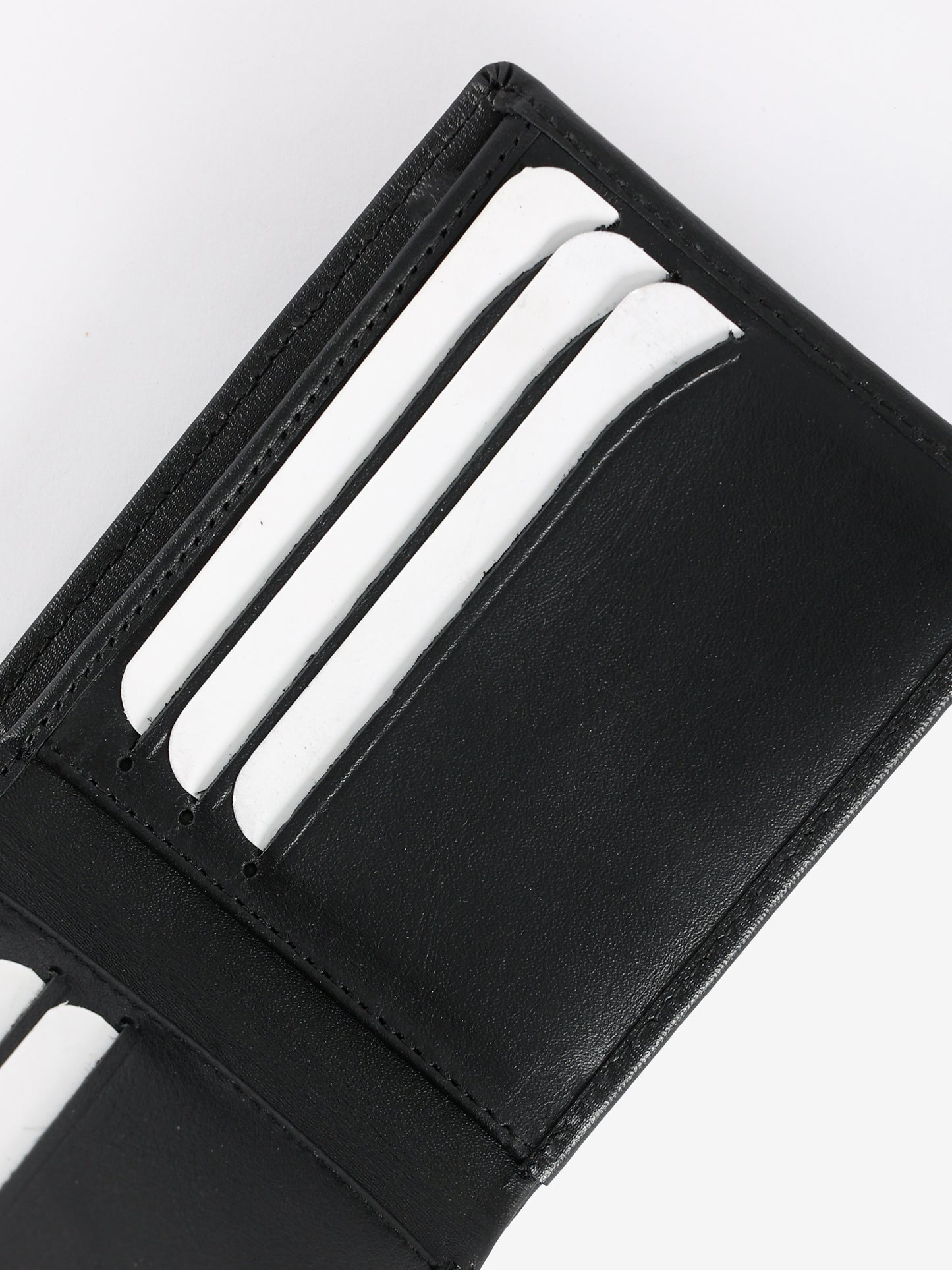 Hechter Slim Bifold Leather Wallet