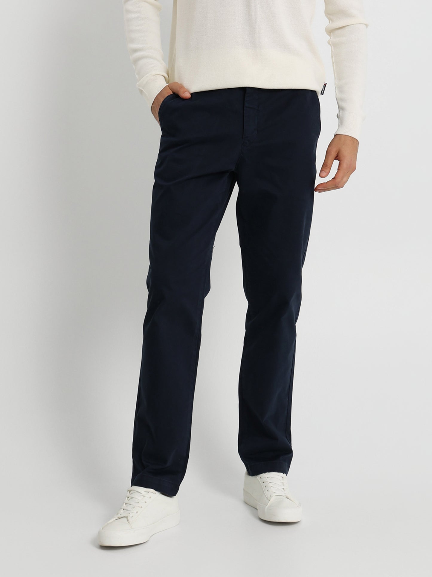 Basic Chino Pants